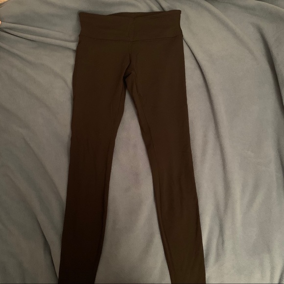 Lululemon Athletica Low Mid Rise Black Leggings - Picture 2 of 3